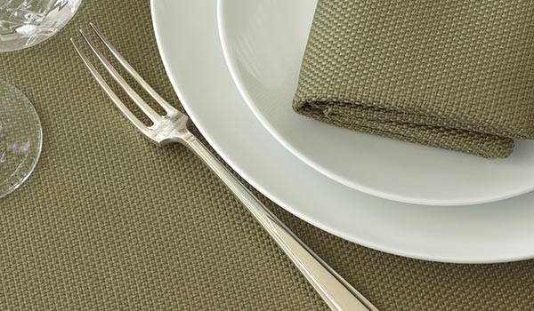 Cosmopolitan Linen Range Table Dressing